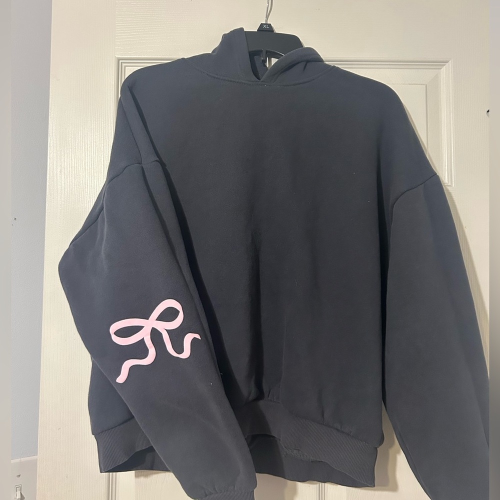 Pink bow Edikted Hoodie